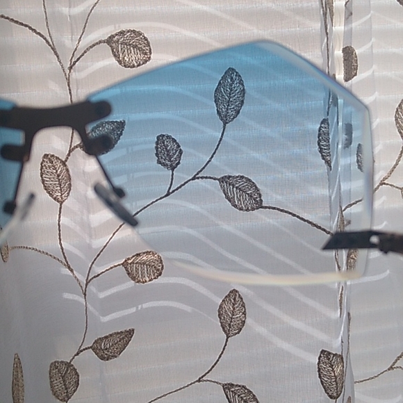 ✨"Captain Hooks" fashion glasses✨ - Picture 4 of 4